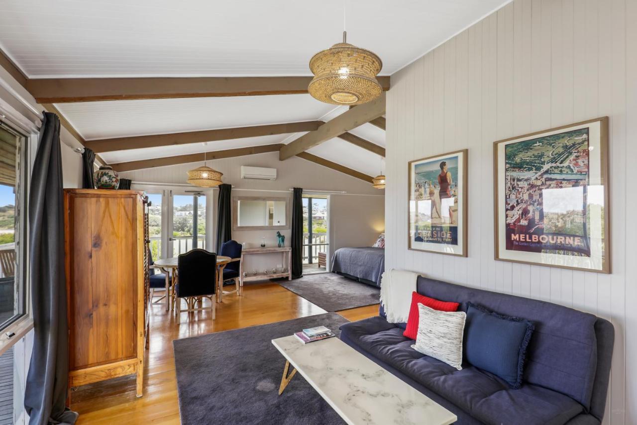Clifftop Hotel Smiths Beach Exterior photo