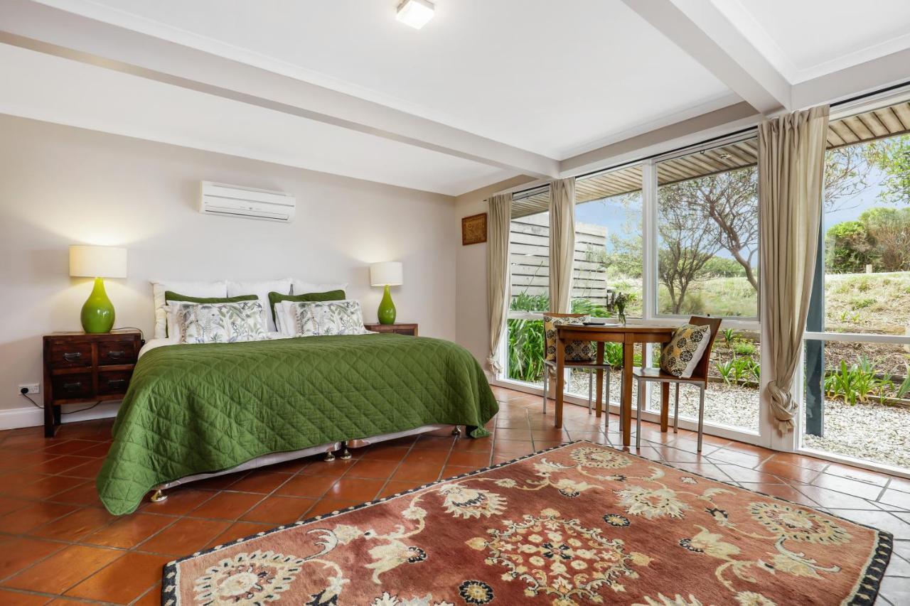 Clifftop Hotel Smiths Beach Exterior photo
